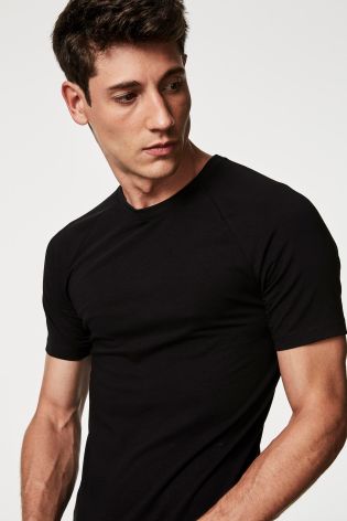 Muscle Fit Raglan T-Shirt